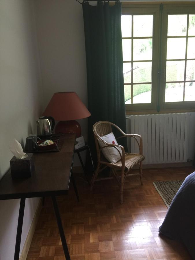 Chambres D'Hotes Les Pierres Taillees Thénésol Dış mekan fotoğraf